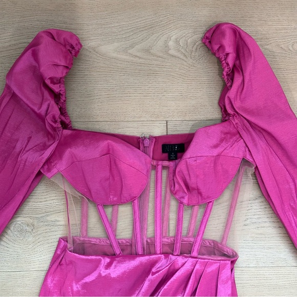 NWOT NBD Talulla Dress - Picture 6 of 9